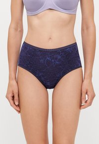 Purple lace high-waisted underwear with floral pattern, elastic waistband, and soft texture. Design accentuates a comfortable fit.