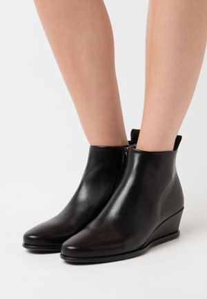 ECCO, Boots à talons - black