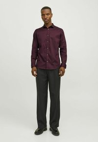 Jack & Jones PREMIUM CARDIFF - Ing - winetasting