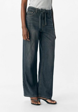 WIDE LEG BINDEGÜRTEL - Jeans baggy - medium grey denim
