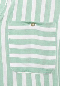 TOM TAILOR Bluse - green/offwhite