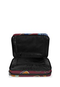 Černý interiérový pouzdro na zip s živým designem na vnějším povrchu, který obsahuje geometrické vzory na vínovém pozadí, s dostatečným úložným prostorem, vyrobené z textilního materiálu.