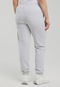 Big Star YEVA - Tréningruha alsók - grau