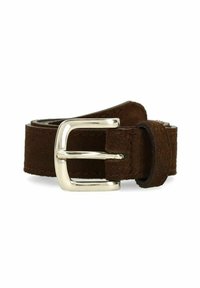 Bruine suede riem met een zilveren metalen gesp, met een gladde textuur en een klassiek ontwerp. Inclusief een lus om het overtollige bandje vast te zetten.