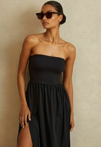 Reiss REGULAR FIT - YARA BEACH czarny