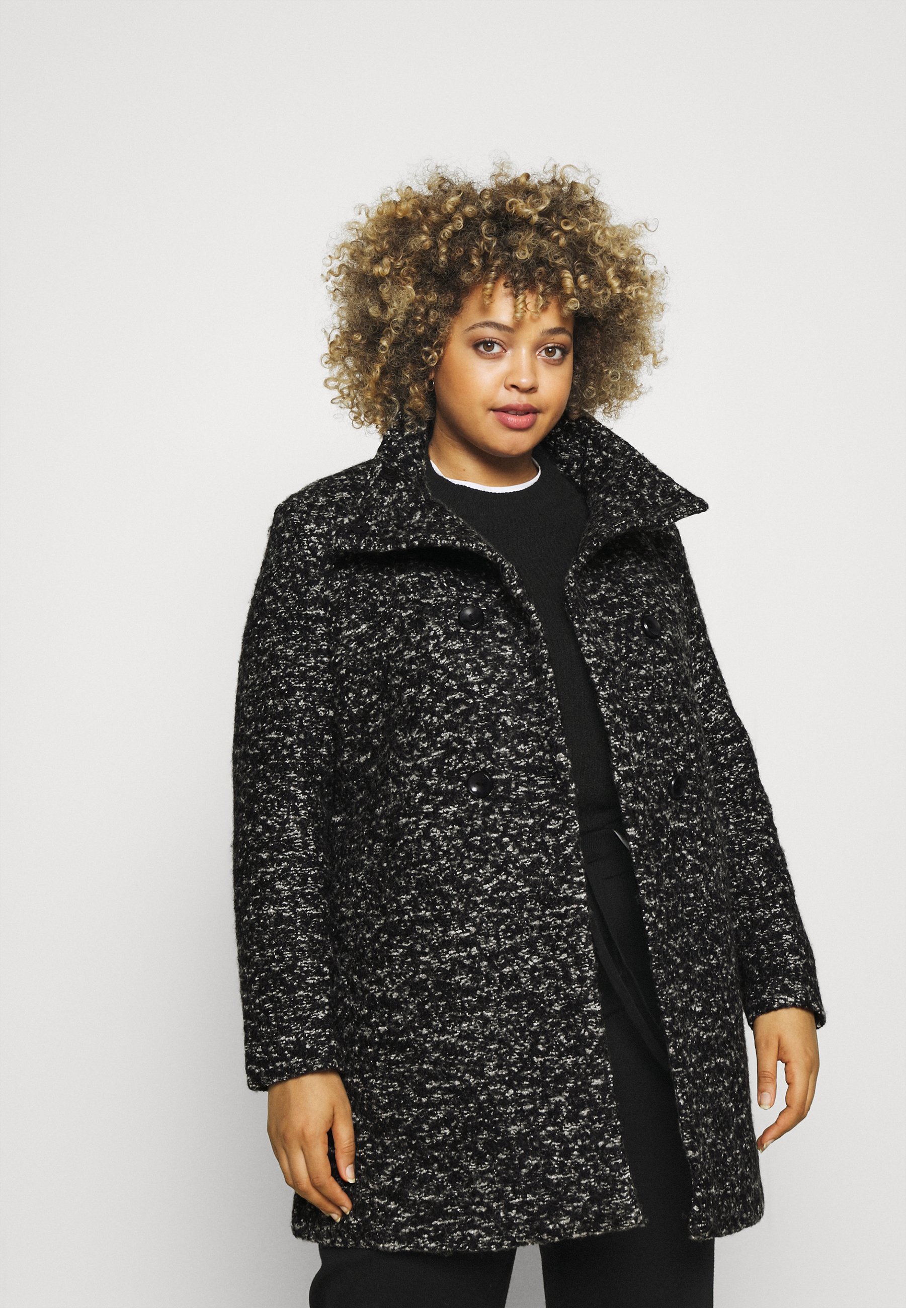 ONLY Carmakoma CARNEWSOPHIA COAT - Mantel - black/white melange/zwart -  Zalando.nl