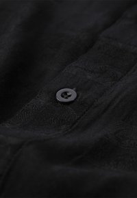 Former VIVAN CRUX BLUR - Majica - black