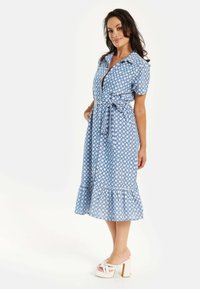 Liquorish EMBROIDERY  - Shirt dress - blue