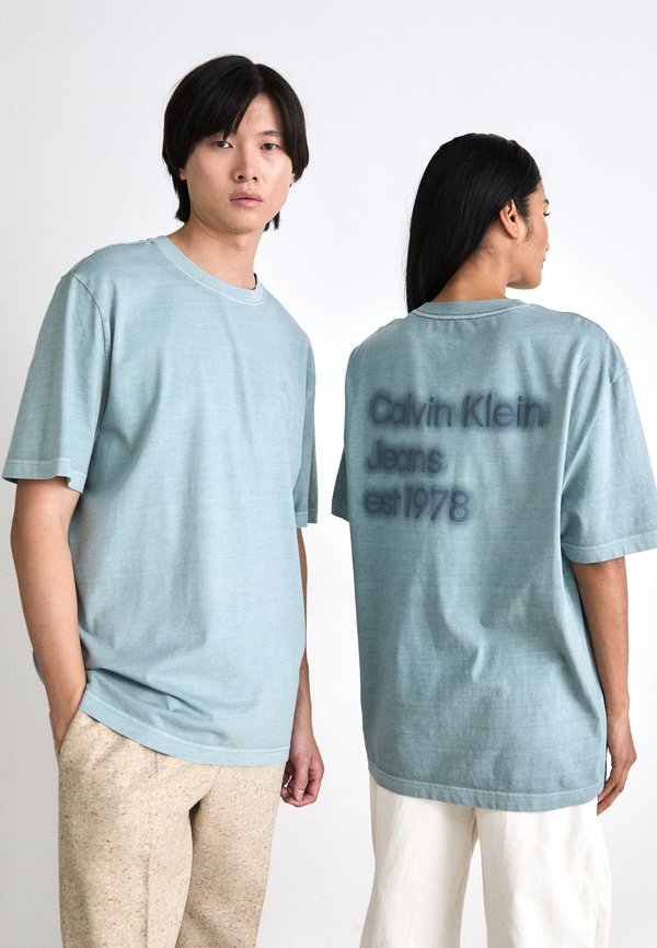 PUFF TEE UNISEX - Print T-shirt - lead