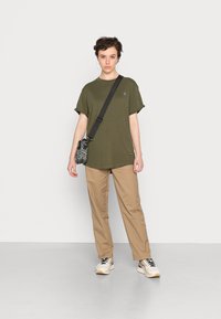 G-STAR LASH FEM LOOSE FIT - T-shirt básica - shadow olive