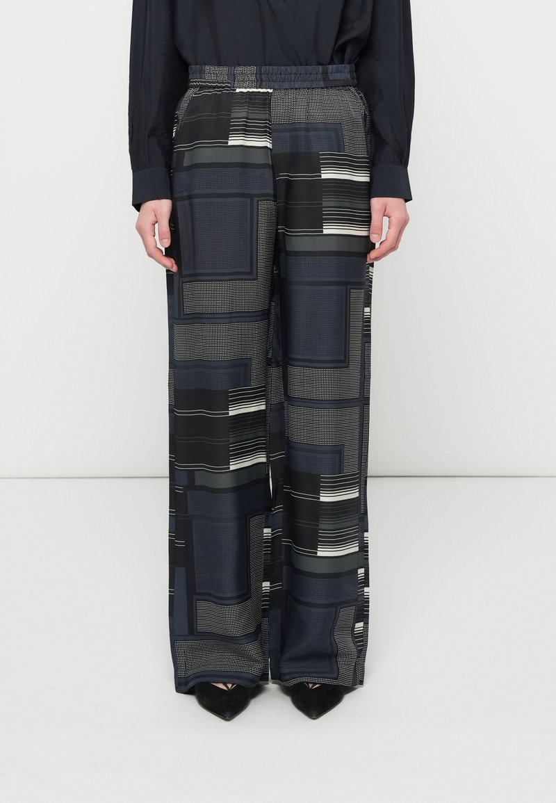 closed Broek blauw