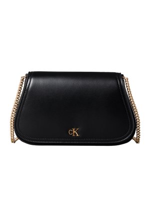 Calvin Klein, CURVED WALLET ON CHAIN - Taška cez plece - black
