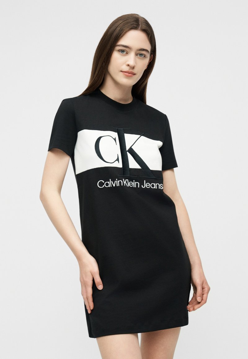 Calvin Klein Jeans BLOCKING - T-Shirt Dress - black - Zalando.ie Calvin Klein Jeans BLOCKING - T-Shirt Dress - black - Zalando.ie
