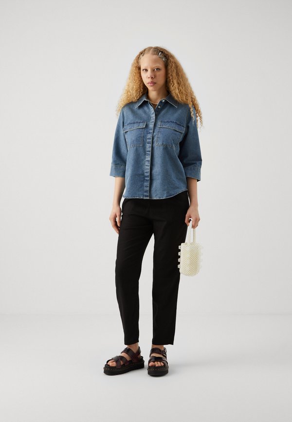 ONLCARO POPTRASH EASY - Trousers4