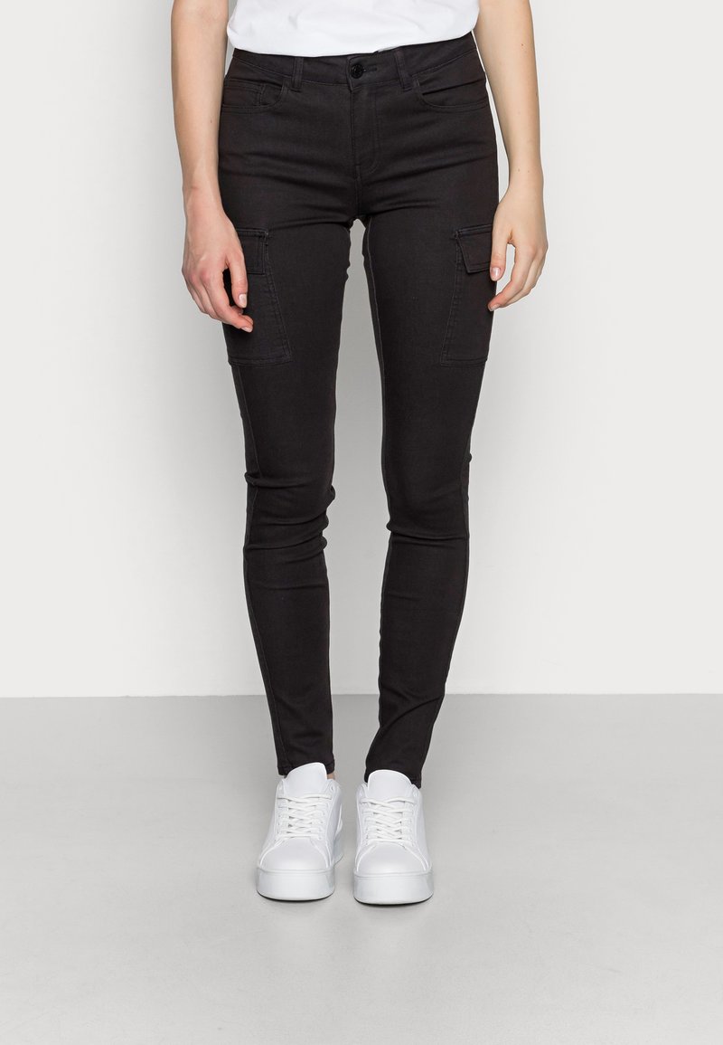 Noisy May NMLUCY UTILITY PANTS - Auduma bikses - black