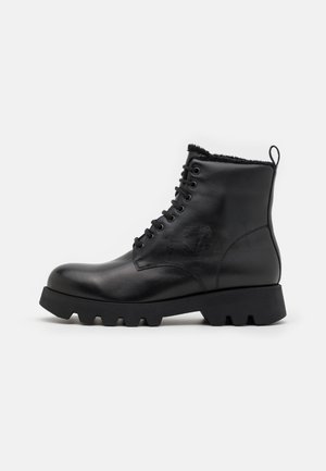 Šněrovací kotníkové boty - black