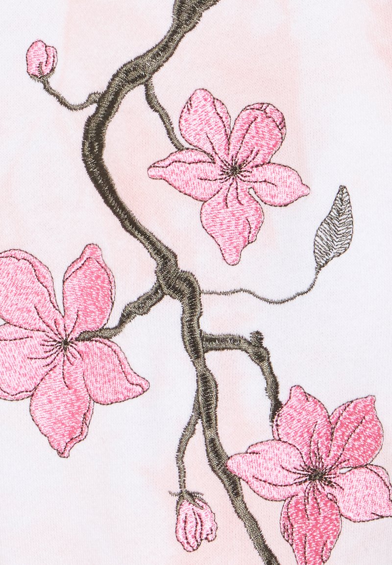 Les Fleurs De Cerisier Japonaises, Les Fleurs De Sakura Au Printemps. | Vecteur Premium