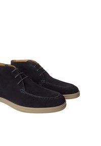 Façonnable CHUKKA - Botines con cordones - marine blue