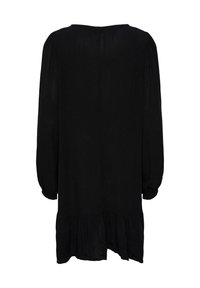 Vestido negro de corte suelto con largas mangas abullonadas, cuello redondo y dobladillo acampanado con volantes. Confeccionado en un tejido ligero y texturizado.