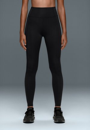 OYSHO, RAPID DRY HIGH-RISE ANKLE-LENGTH POCKET LEGGINGS - Leggings - black