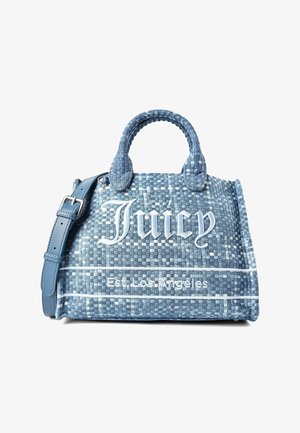 Borsa intrecciata blu con doppie maniglie e tracolla regolabile, con scritte bianche "Juicy" e "Est. Los Angeles" sul davanti.