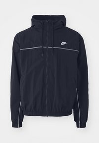 Valimata, black white white