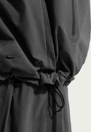Nike Sportswear, M NK DF TCH WVN WR FZ JKT - Let jakke / Sommerjakker - anthracite anthracite black