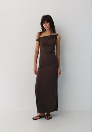 PULL&BEAR ASYMMETRIC - MIDI DRESS - Dnevna obleka - mottled brown