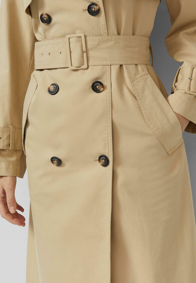 s.Oliver Kurzer Trench mit Gürtel creme 2164360.0330. ab 59,99 € | Preisvergleich bei