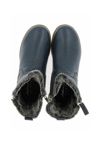 Une paire de bottes d'hiver bleu marine avec doublure en fausse fourrure grise, bouts ronds et zippers latéraux, présentée de vue de dessus sur fond blanc.