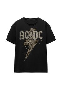 Schwarzes Baumwoll-T-Shirt mit kurzen Ärmeln, das einen Leopardenmuster-Blitz und den Text "AC/DC" in Gold und Schwarz zeigt.