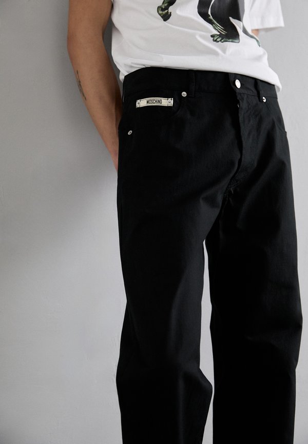 INSTITUTIONAL - Trousers4