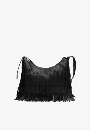 Schwarze Leder-Schultertasche mit mehrlagigen Fransen-Details und einem einzelnen verstellbaren Riemen mit goldfarbenen Beschlägen.