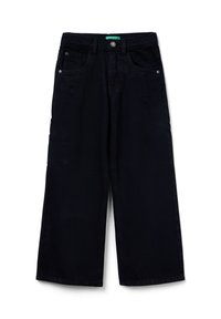 Černé džíny s širokými nohavicemi, býtelnými detaily, předními kapsami, poutky na opasek a knoflíkovým zapínáním v pase.