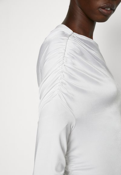 Et Ochs FREYA TWIST MINI DRESS - Φόρεμα από ζέρσεϊ - optic white