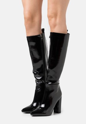 High heeled boots - black