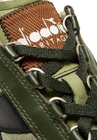 Diadora EQIPE DIRTY - Sneakers basse - verde salvia