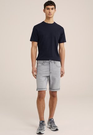 BLUE RIDGE - Short en jean - grau