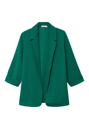 Grüner Open-Front-Blazer mit weit ausgestellten Revers und krempelbaren Dreiviertelärmeln, flach auf weißem Hintergrund dargestellt.