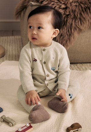 Next, KNITTED CARDIGAN AND LEGGING BABY SET - Cardigan - neutral transport