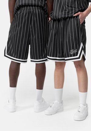 Short - black