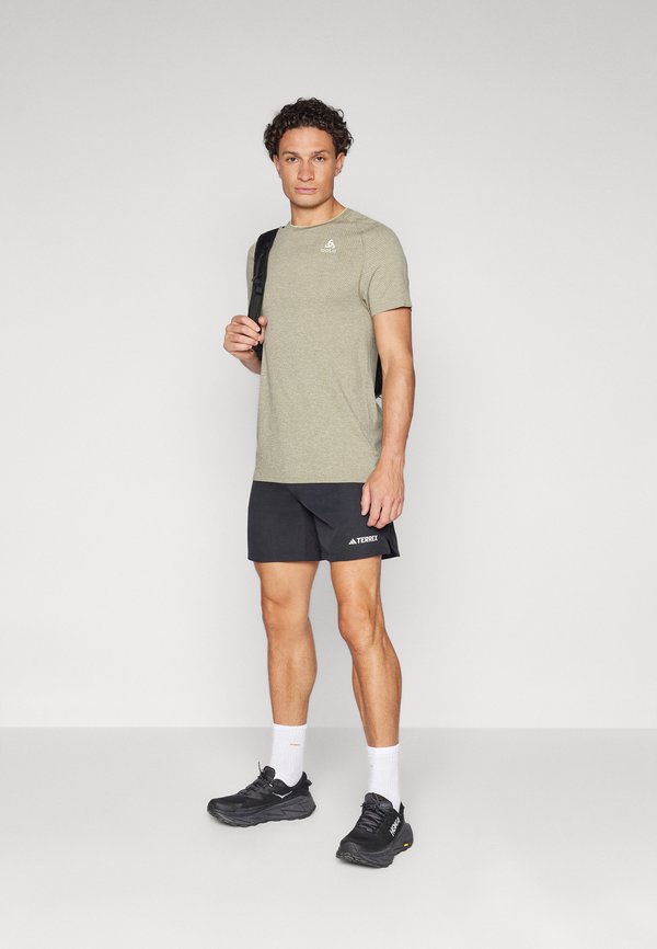 CREW NECK ESSENTIAL SEAMLESS - Sports T-shirt - vetiver melange4