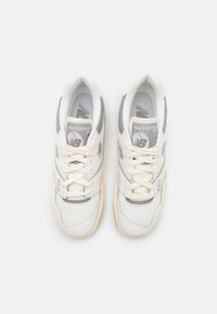 New Balance Sneakers - white