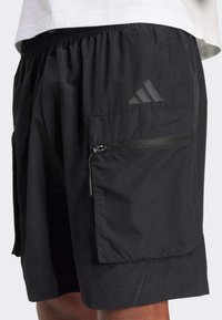 adidas Sportswear Shorts - black