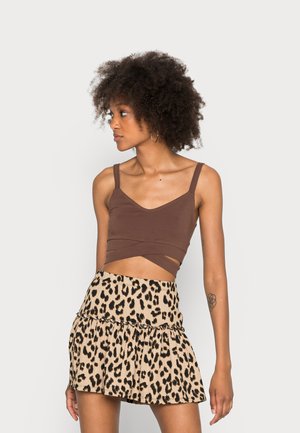 Top - brown