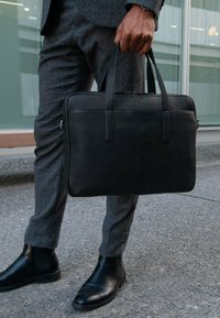 PURE Studios CAPELLA UNISEX - Notebooktasche - midnight black