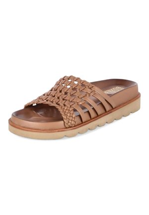 Braune Lederslidesandalette mit gewebten Riemen und dicker beiger Sohle, schräg gestellt, um Ober- und Seitendetails zu zeigen.