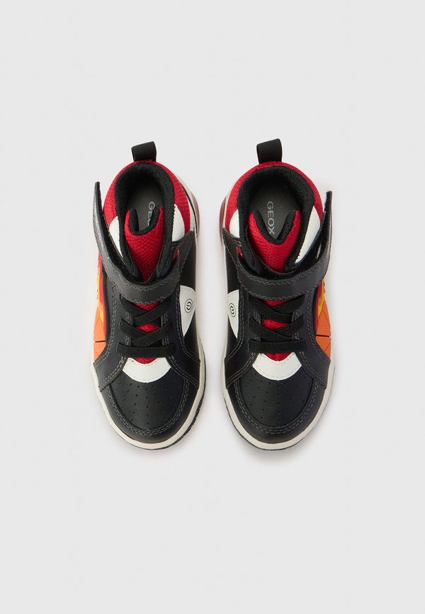 LIGHT UP INEK – Lauflernschuh