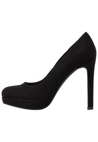 Černá vysoká podpatková bota s kulatou špičkou, sušenkovou texturou, platformou vpředu a tenkým stiletto podpatkem. Hladký povrch, elegantní silueta.
