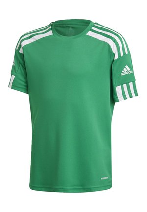 T-shirt de sport vert Adidas avec trois bandes blanches sur les épaules et les manches, logo Adidas sur la manche, et texte Aeroready près de l'ourlet.